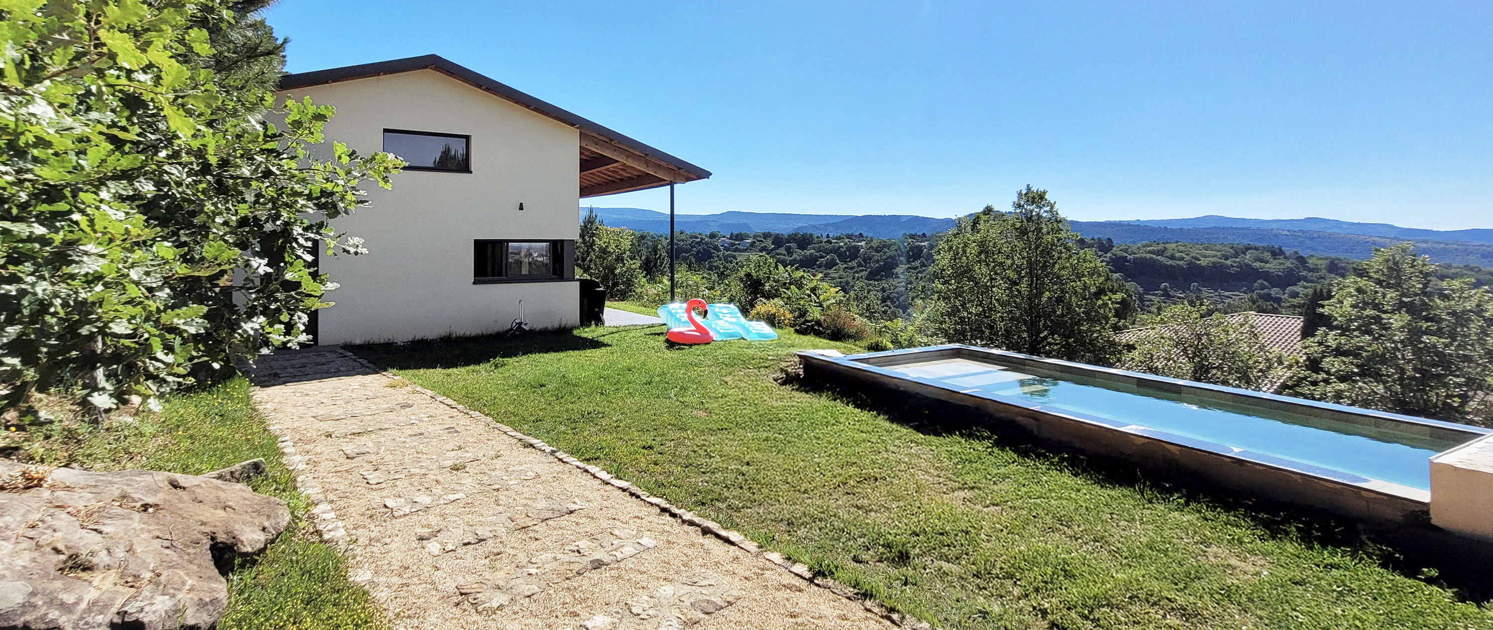 Villa-Celeste-Ucel