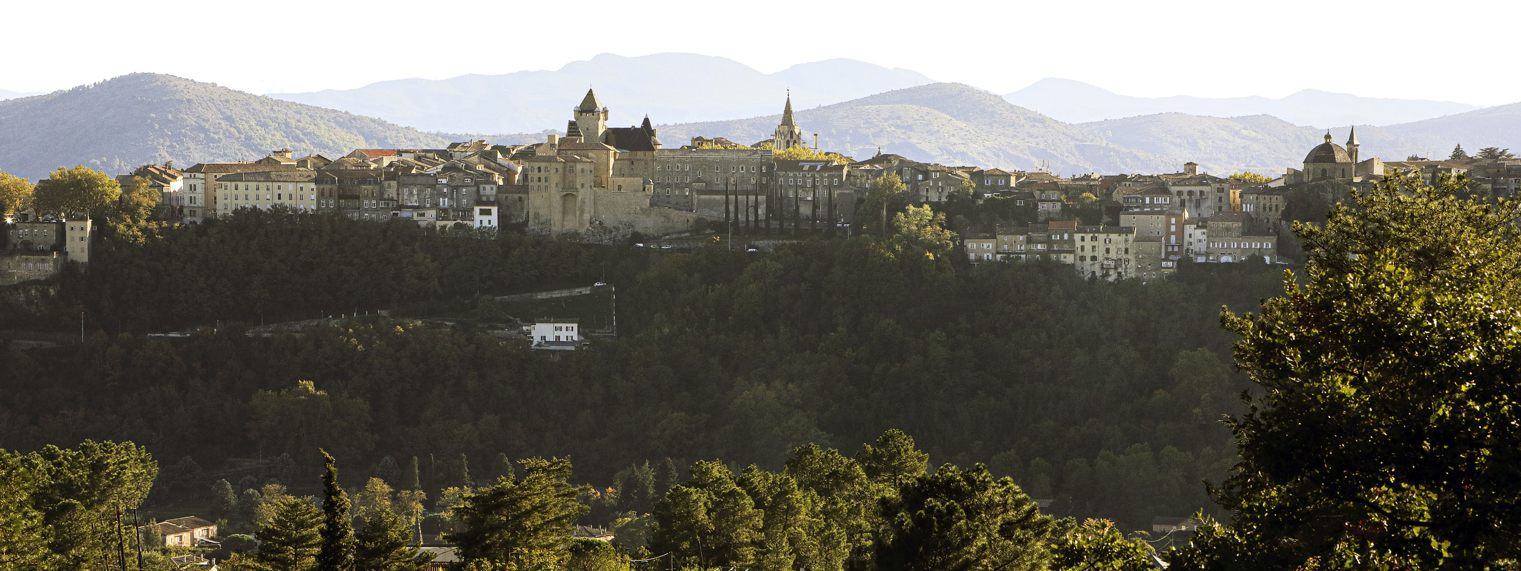 Location-Villa-Celeste-vue-panoramique-Aubenas